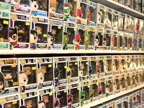 https://breakord.s3.eu-west-3.amazonaws.com/biggest_funko_pop_collection_bd4d47d67e.jpg